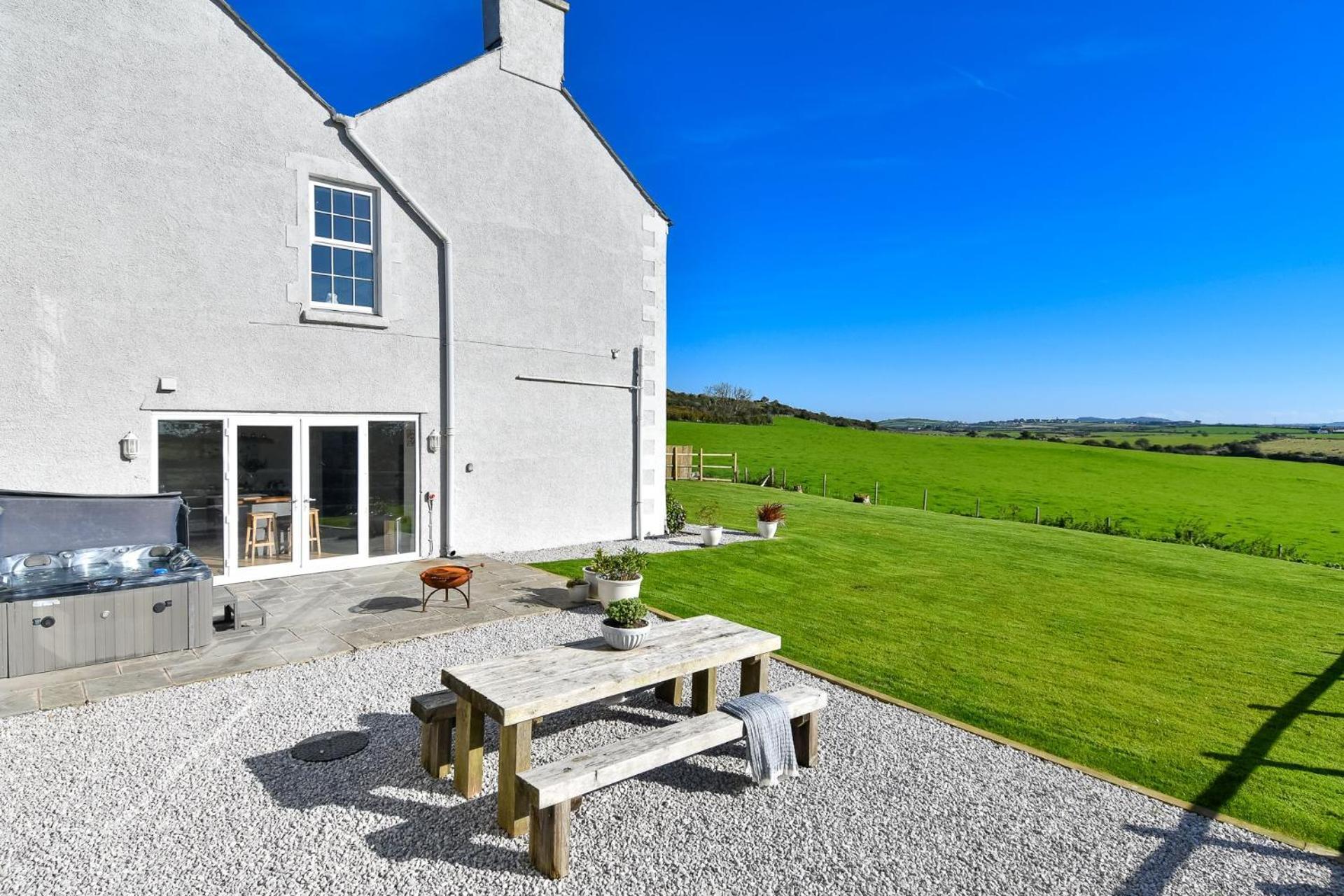 Villa Ty Carmel - Carmel House à Llannerch-y-medd Extérieur photo
